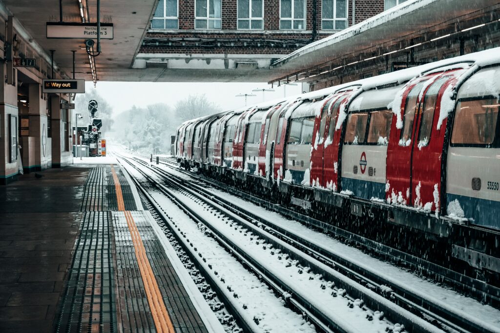 Bahnhof im Winter